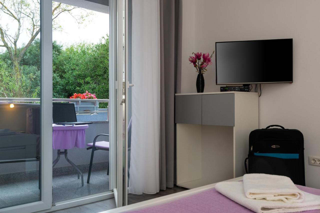 Apartments Greta & Ivona Pula Dış mekan fotoğraf